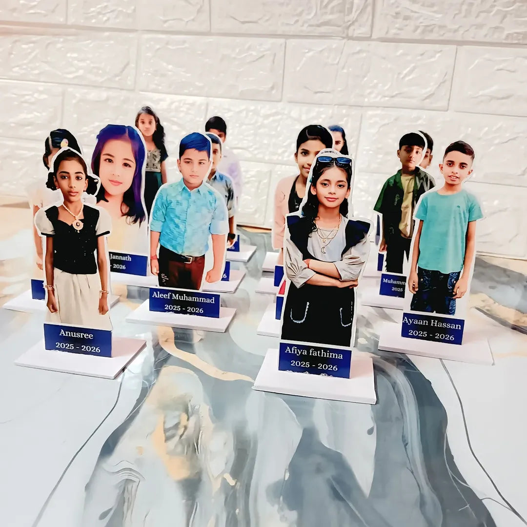 Caricature Photo Trophy Stands