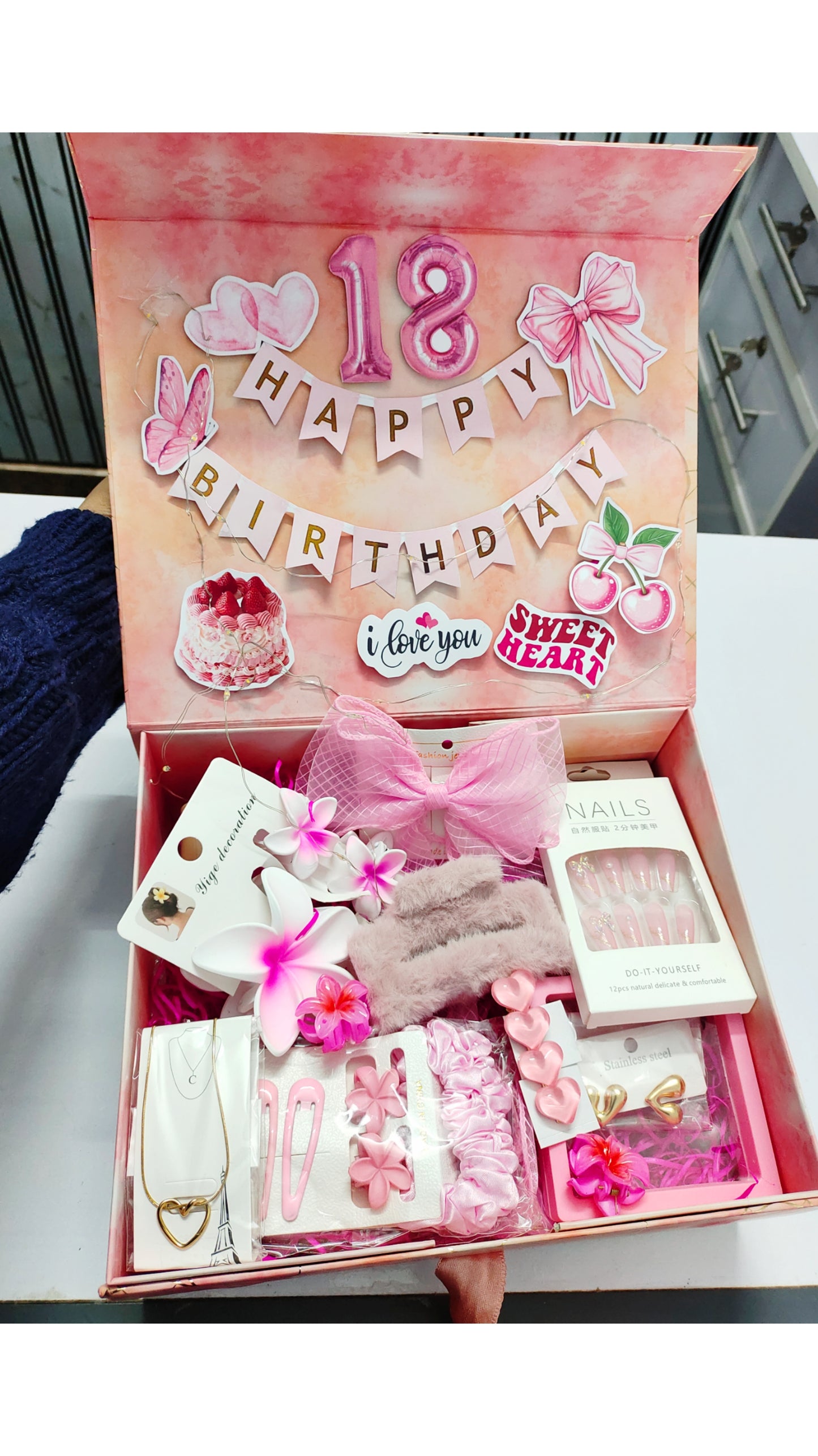 Tiny Treasure Hamper