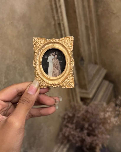 Vintage Frame Magnet