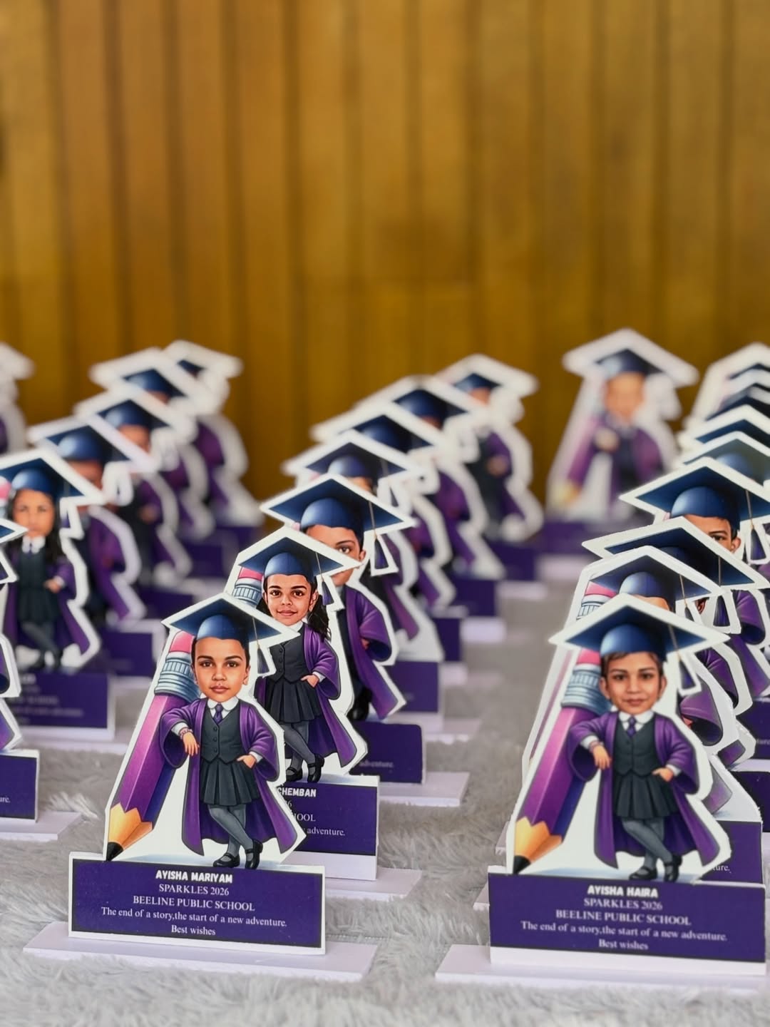 Caricature Photo Trophy Stands