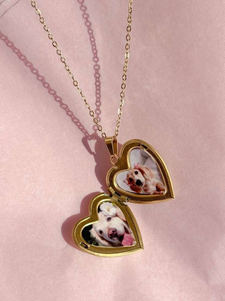Metal Heart Photo Necklace