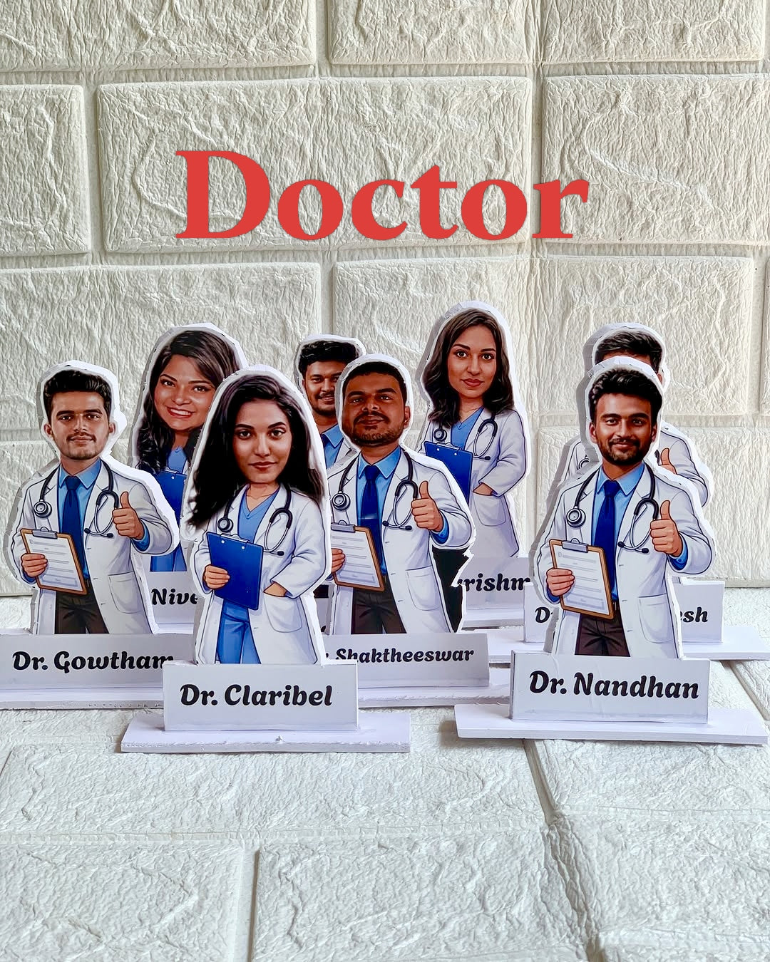 Caricature Photo Trophy Stands