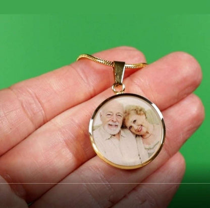 Resin Photo necklace