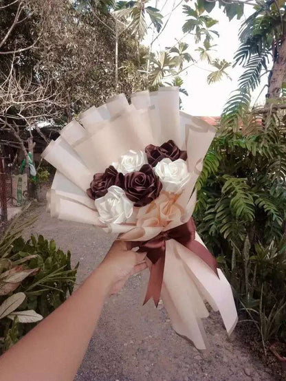 Ribbon Rose Bouquet