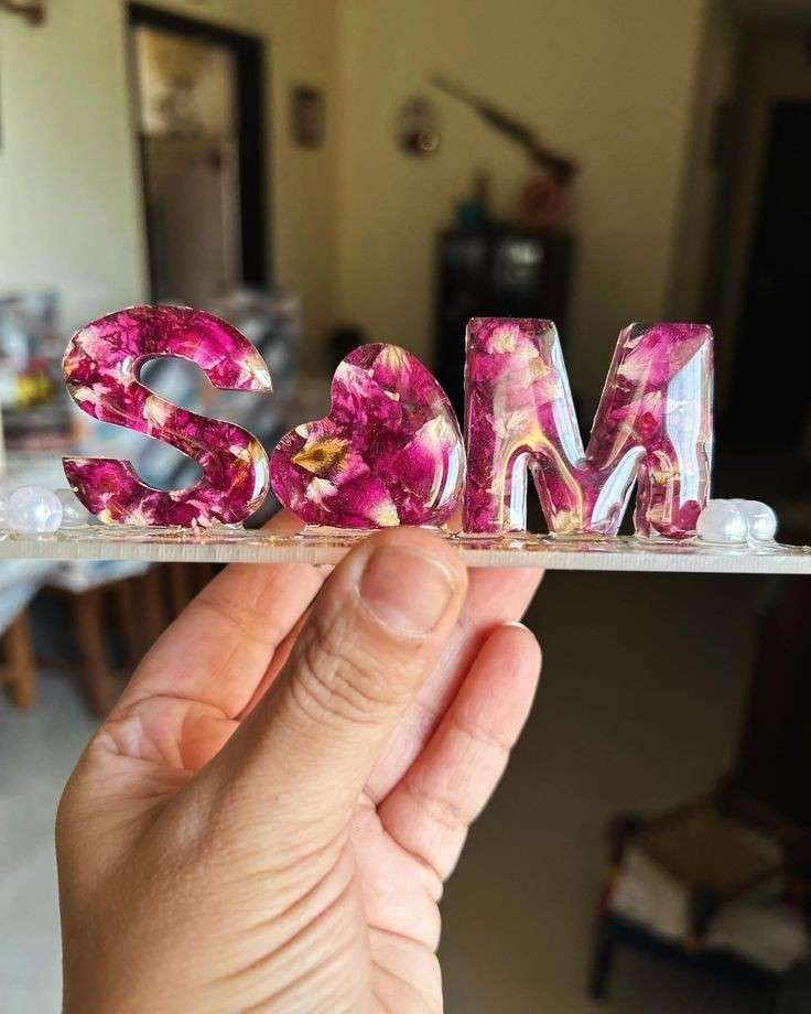 Couple Initial Stand