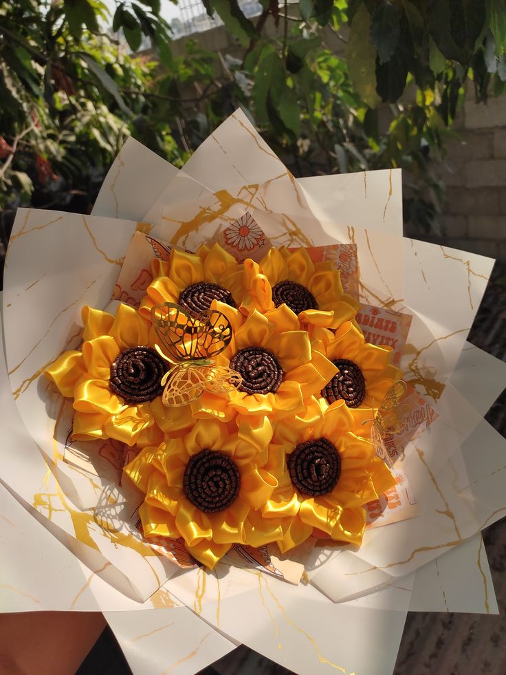 Ribbon Sunflower Bouquet