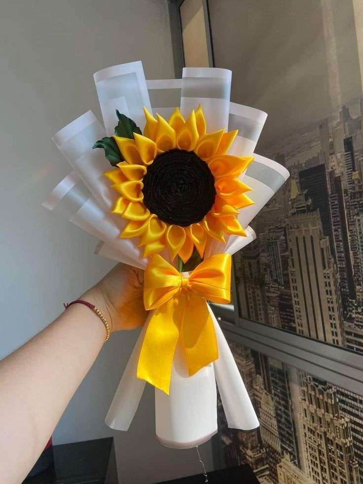 Ribbon Sunflower Bouquet